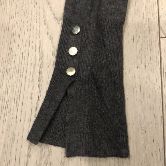 Zara Knit Sweater/Size M - Picture 3 of 4